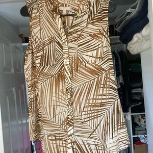 Banana Republic sleeveless top size 10